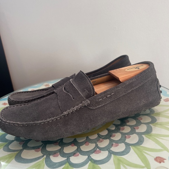 Tod\'s Men\'s Gommino Grey Suede Loafers Size 7.5